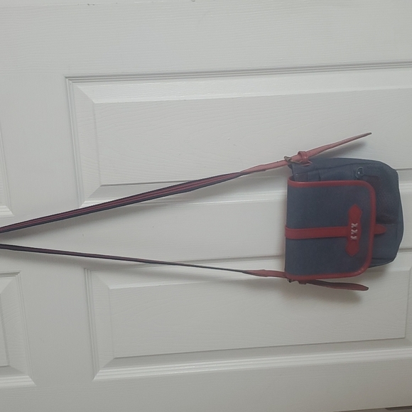 Cross body bag with lots of pockets - Picture 7 of 12